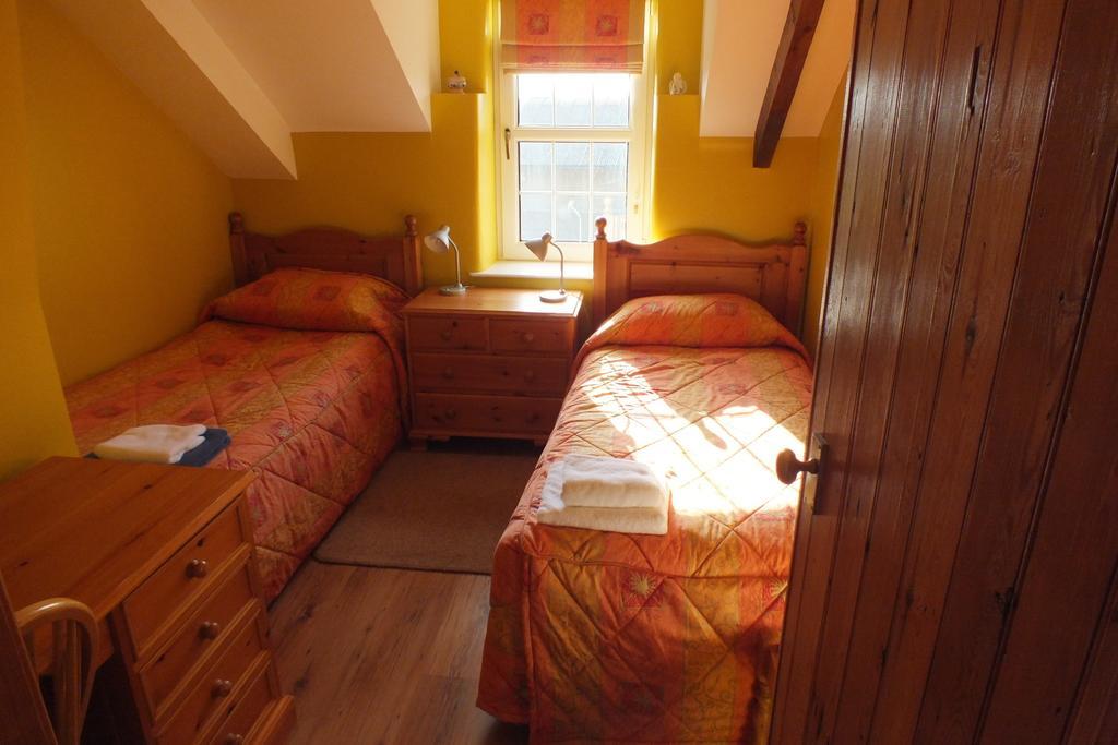 Barnwell Farm Cottages Corn Cottage Greyabbey Room photo